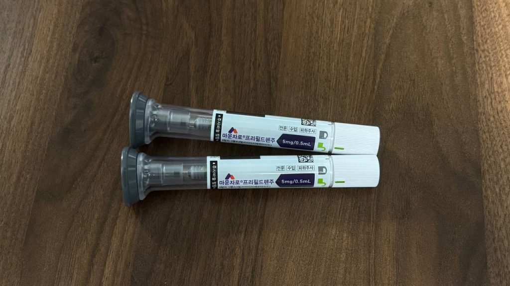 인천 마운자로 성지에서 처방받아 사용 중인 마운자로 5mg 프리필드펜주 2개 나란히 놓인 사진